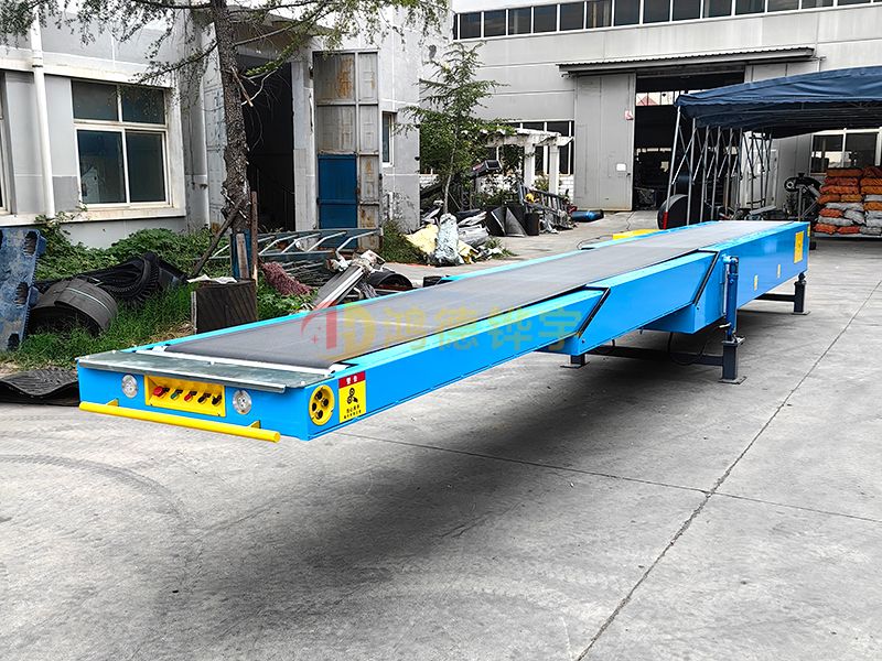 伸縮輸送機(jī)